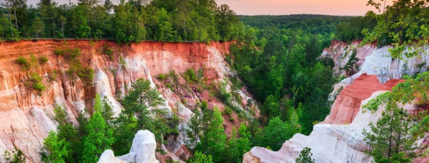 Landscape photo of the Providence Canyon in Lumpkin, GA